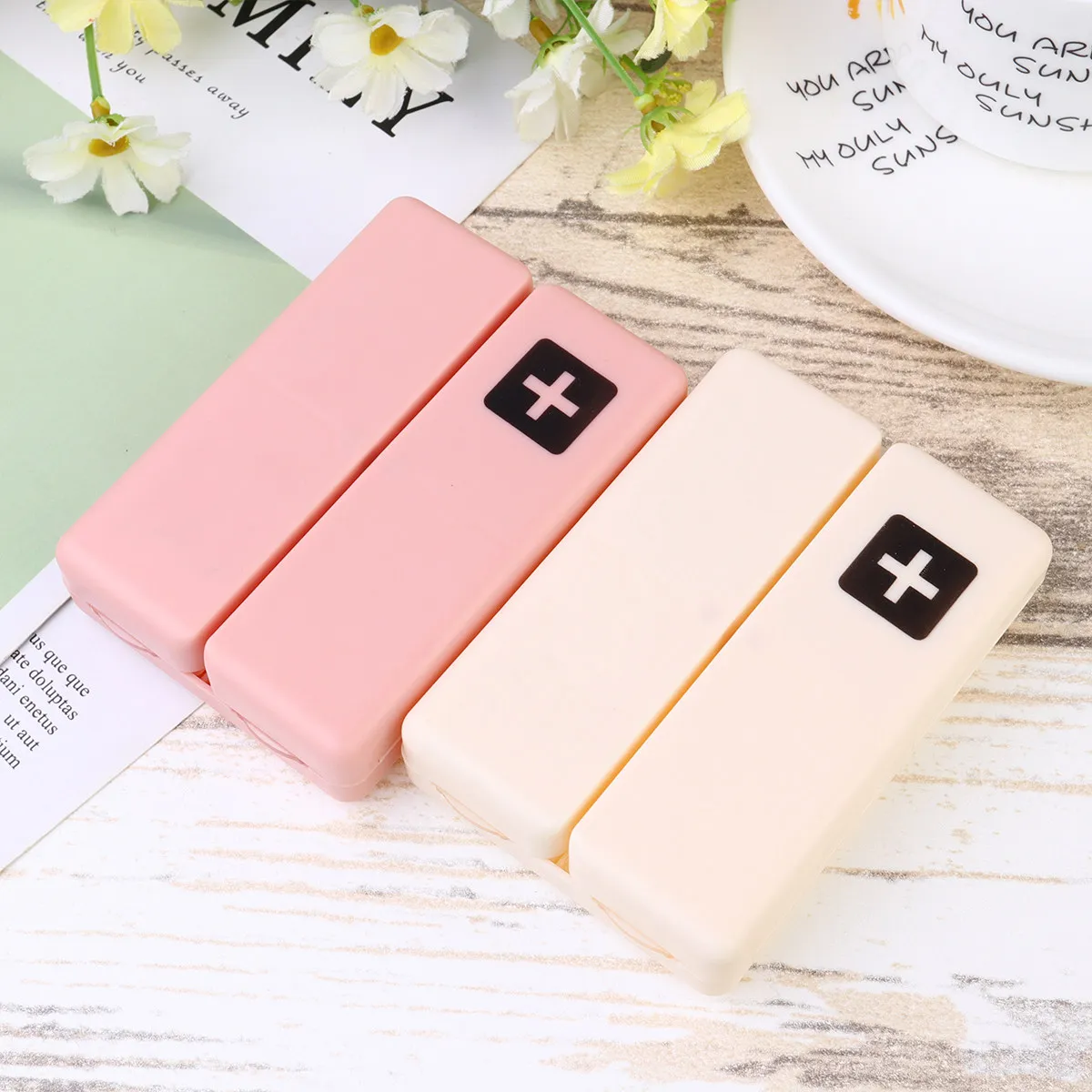 

2Pcs Portable Weekly 7 Grids Pill Case Foldable Medicine Storage Box Travel Magnetic Container for Home Use Lightweight