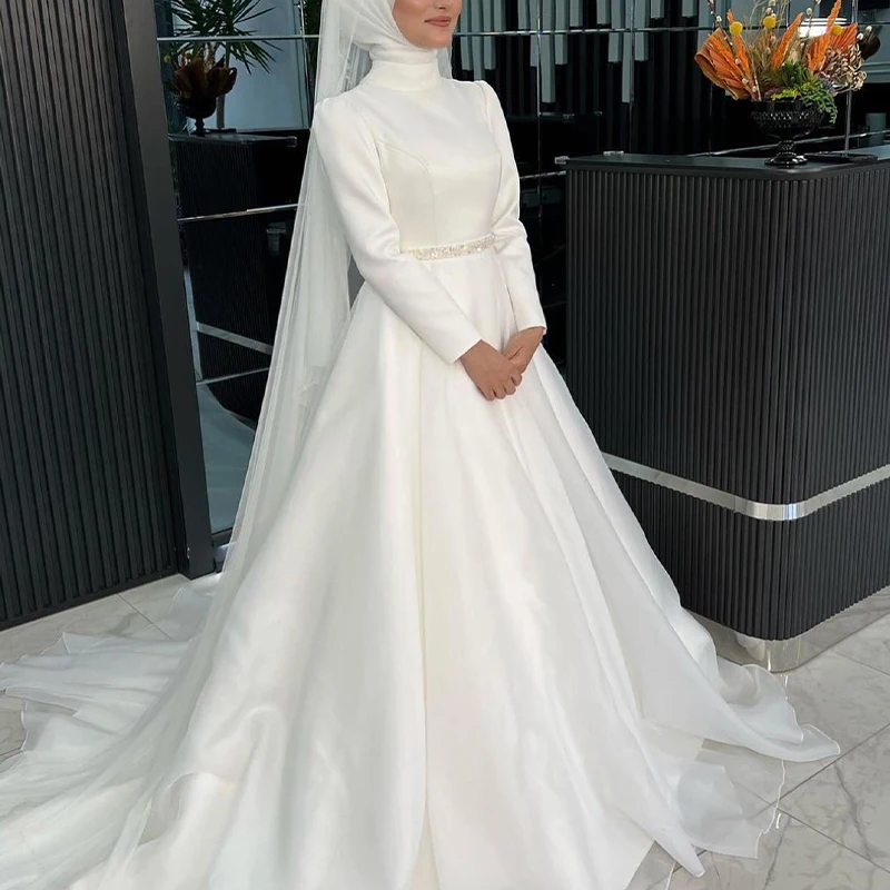 Ivory Musllim Wedding Dresses for Bride High Neck Long Sleeves Sweep Train Beading Belt Hijab Women Bridal Gowns robe de mariée