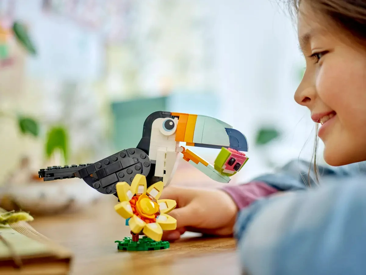LEGO® Creator 3in1 Wild Animals: Tropical Toucan 31173 Building