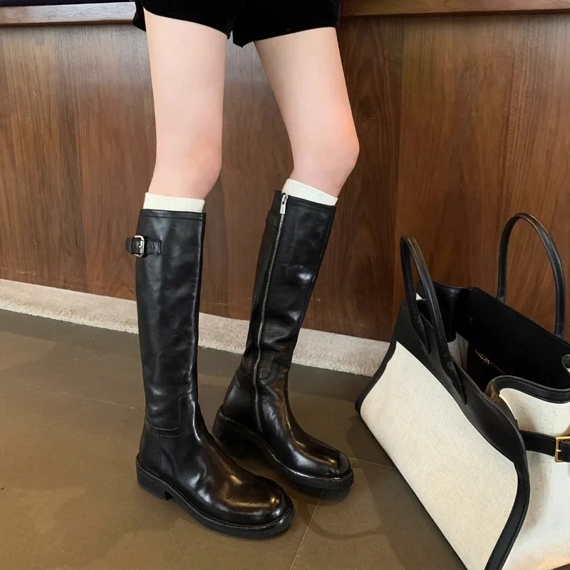 

2025 High-quality Hot Selling Long Leg But Knee High Boots for Women's Autumn/winter New Round Toe Pleated Look Slim Thick Boots