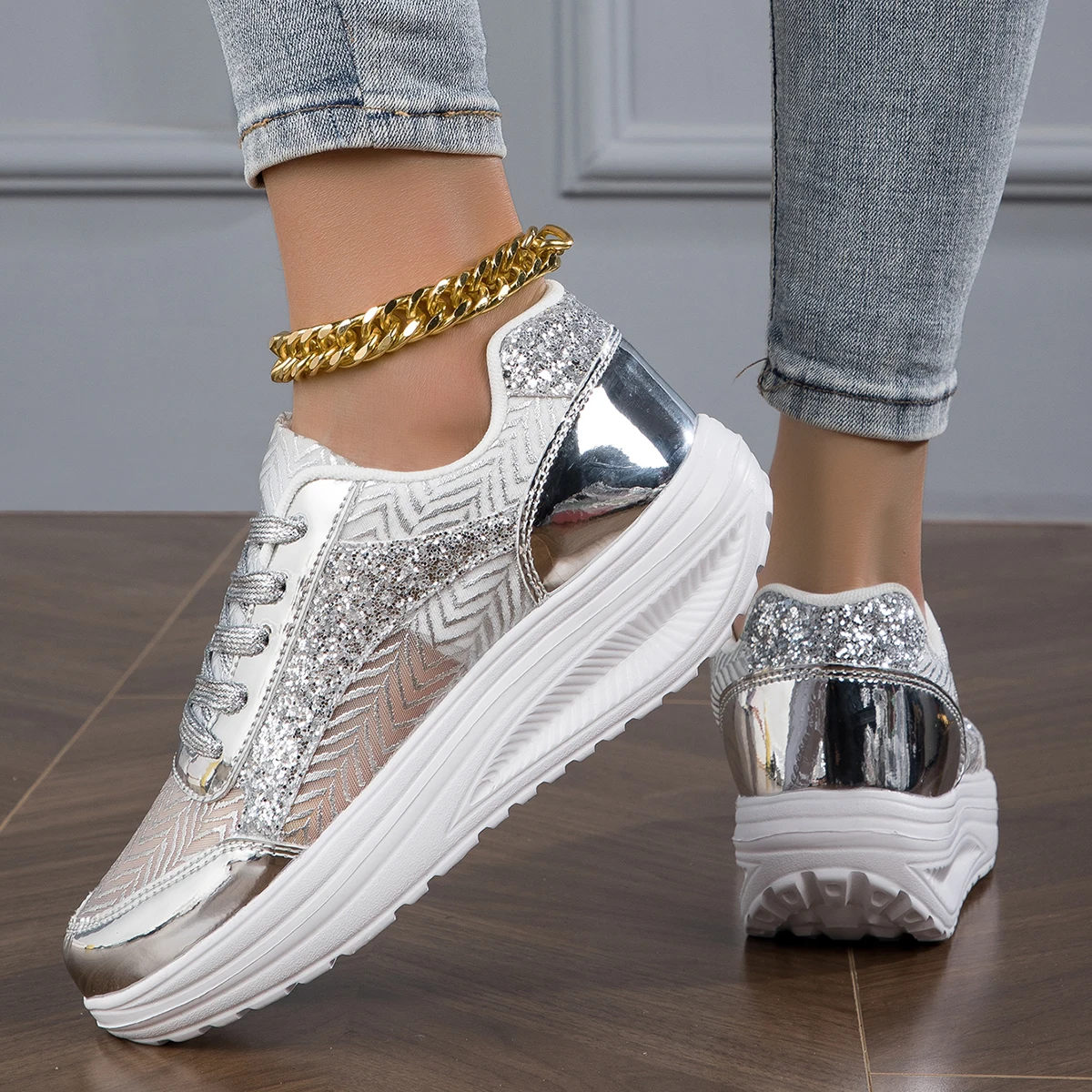 

Lady Luxury Brand Sport Running Shoes Big Size 35-42 Athletic Training Sneakers Height Increasing Women Jogging Sports Shoes