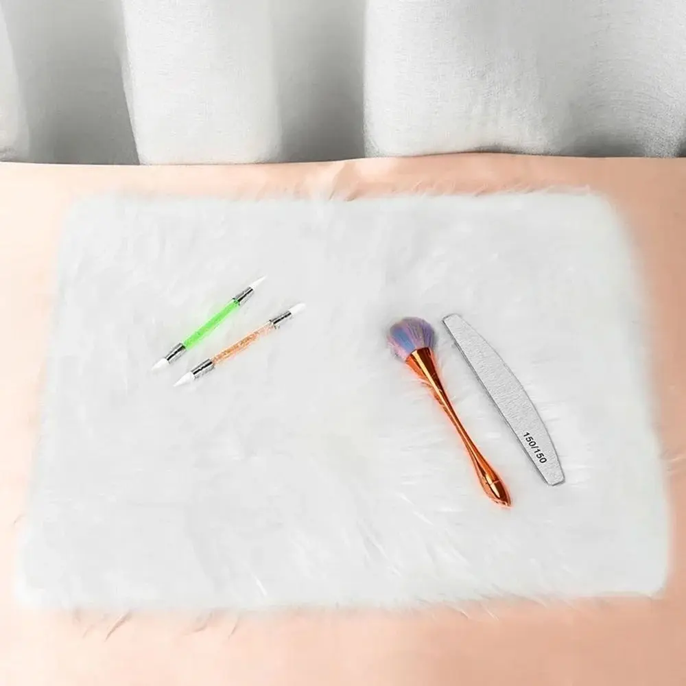 

Soft Fur Nail Art Hand Rest Pad Photography Props Foldable Manicure Practice Cushion Mat Live Streaming Display Cloth