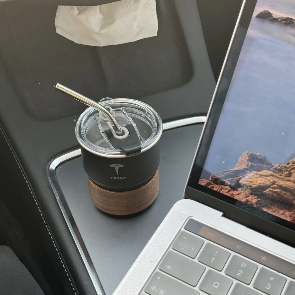 Tesla Same Style Coffee cup 304 stainless steel cup high aesthetic value straw cup, car mounted straw cup