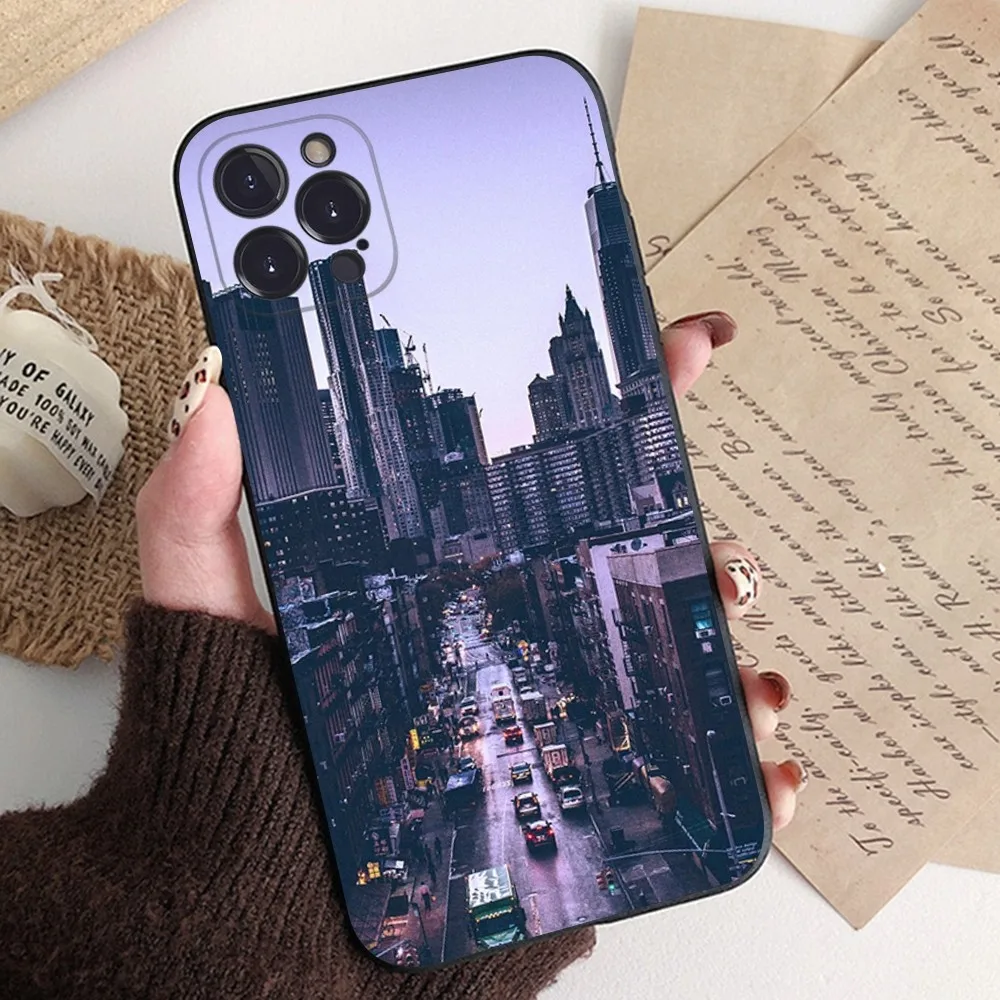 City Lights Phone Case For iPhone 15 14 11 12 13 Mini Pro XS Max Cover 6 7 8 Plus X XR SE 2020 Funda Shell