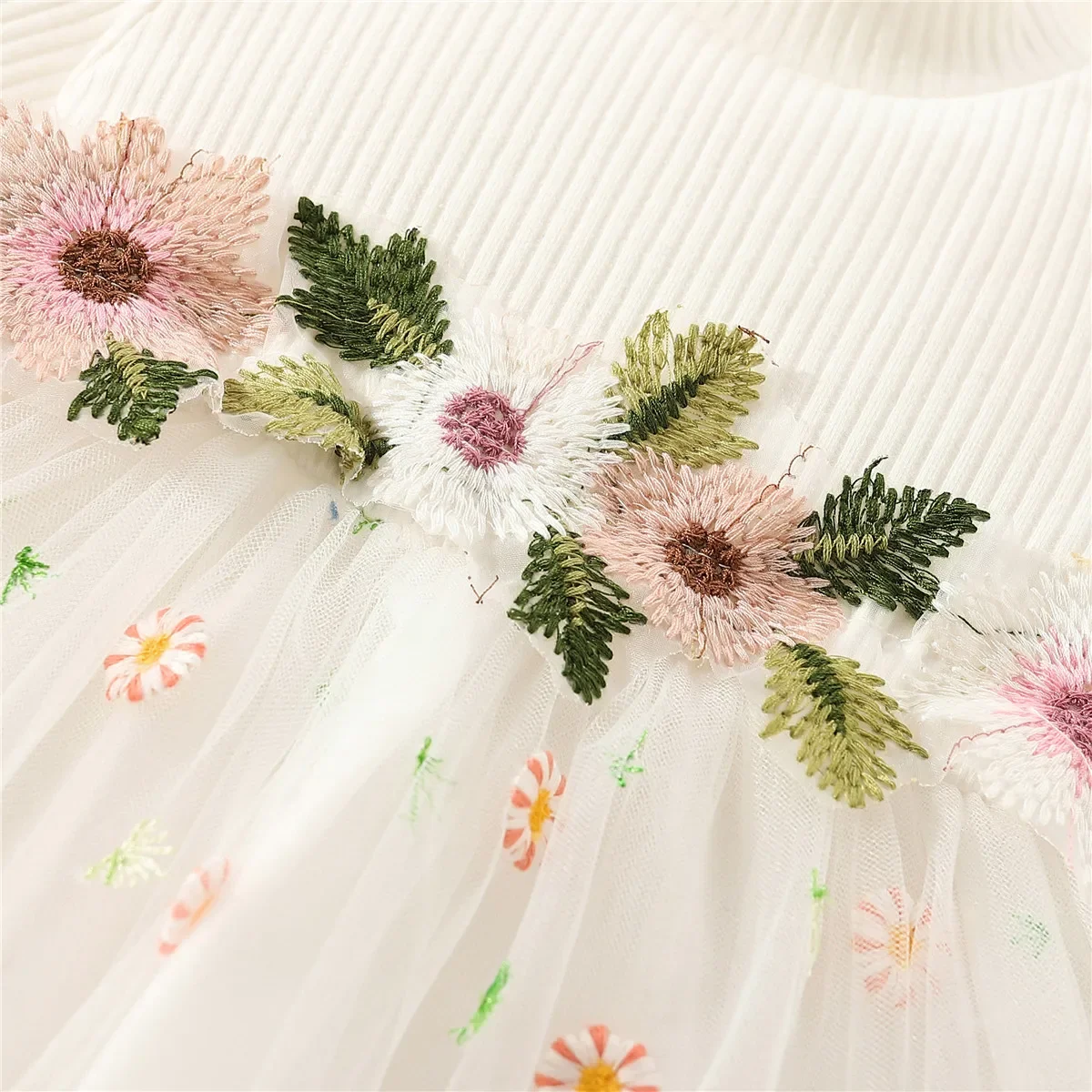 Spring New Baby Dress Little Daisy Long Sleeved Girl Princess Dress Birthday Party Dress Flower Embroidery Dress