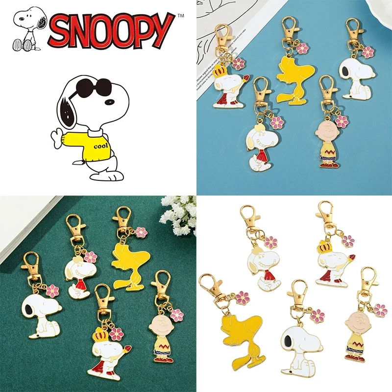 

Kawaii Snoopy Charlie Brown Peripheral Keychain Cartoon Car Key Enamel Backpack Bag Pendant Jewel Accessories Cute Birthday Gift