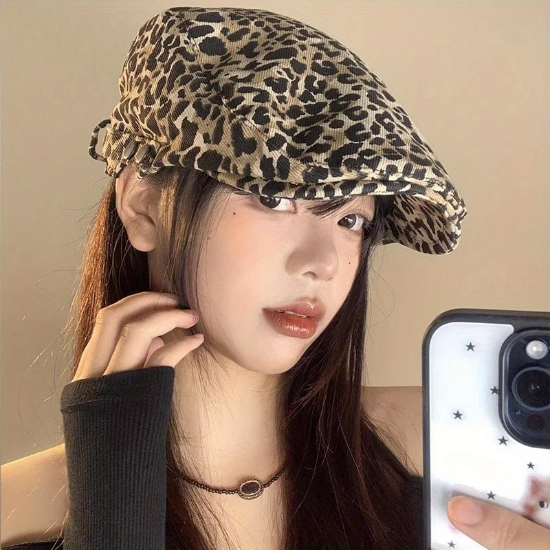 

Women's Leopard Print Beret Vintage American Retro Style Summer Lightweight Newsboy Cap Niche Fashion Headwear