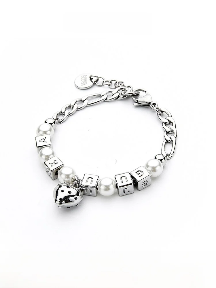 guukahero-women's-letter-bracelet-rapper-wang-haoxuan-heart-strawberry-pearl-bracelet-fashion-jewelry-accessory