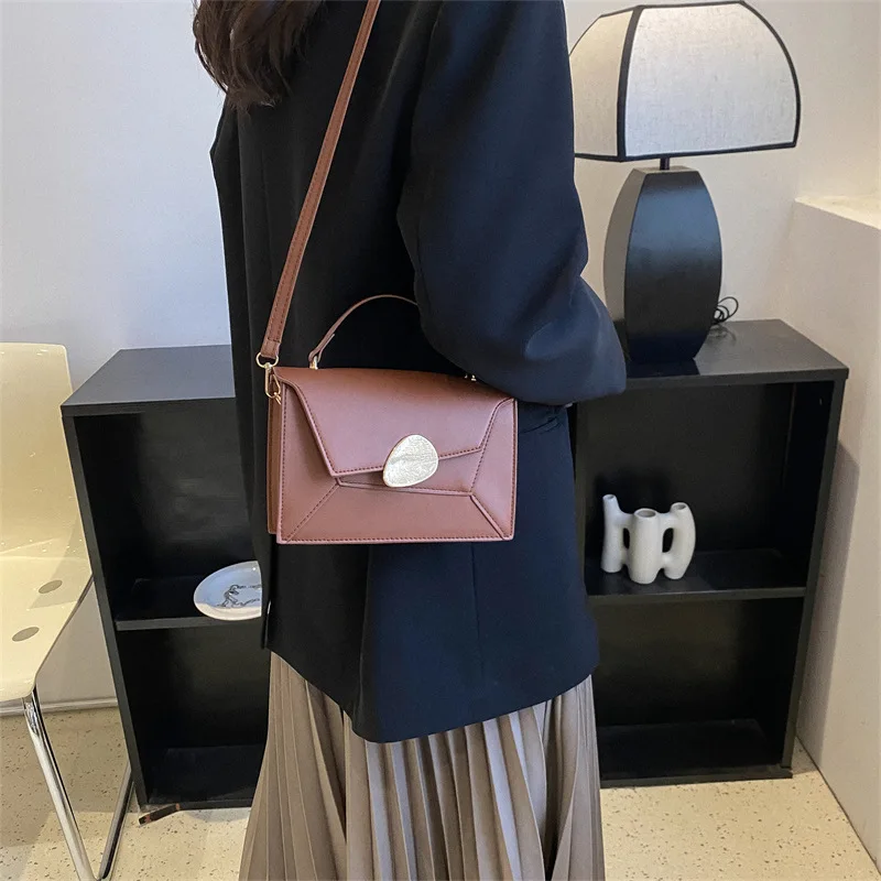 Women Bags Trend Handbags Retro Designer Luxury Crossbody Bags Female Contrast Color Shoulder Bag for Women Casual Simple Totes