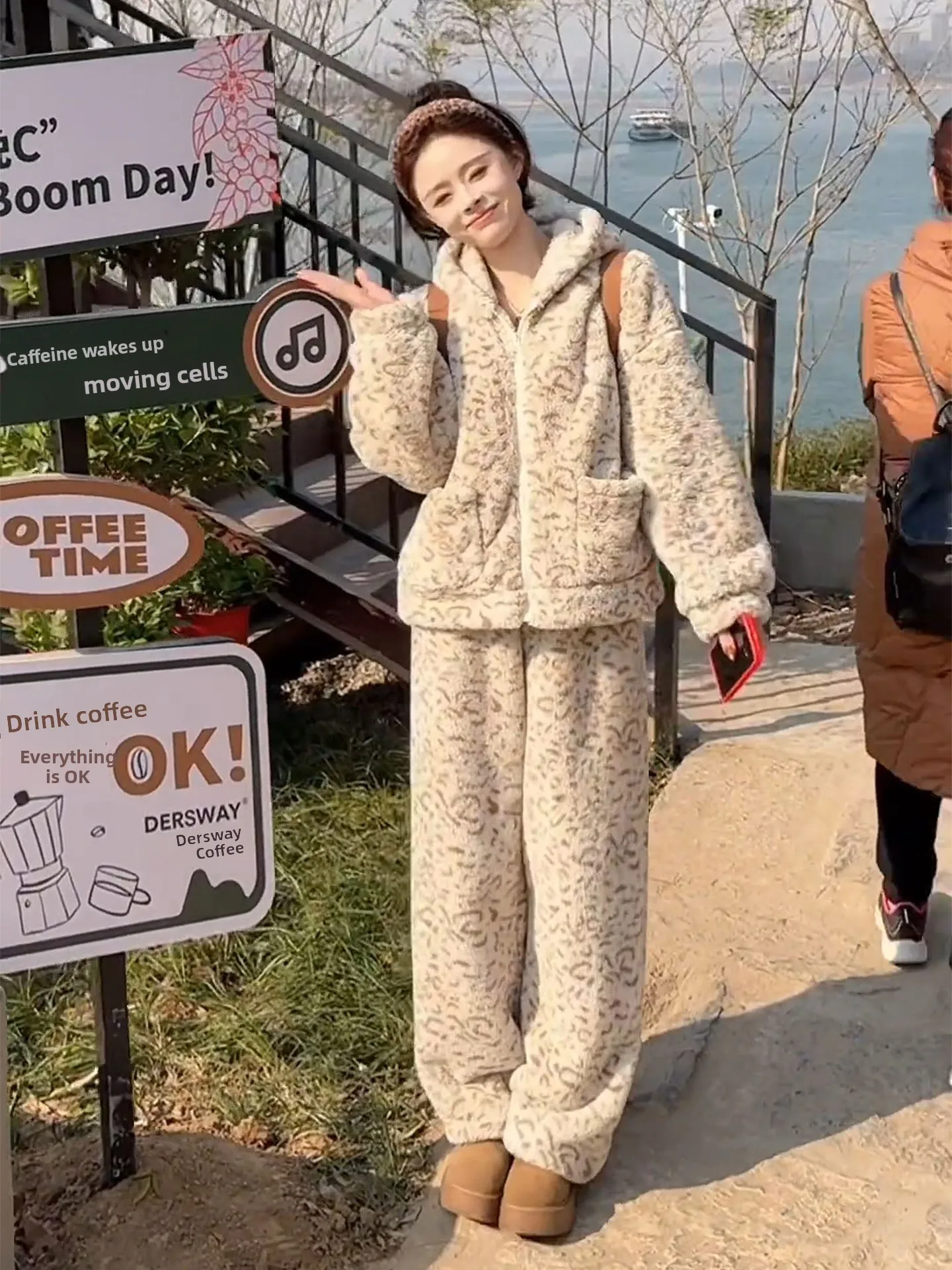 

Thickened Double-Sided Coral Fleece Sleepwear Set Women's Loose Home Clothes Winter Chic Long Sleeve Zipper Hooded Pants