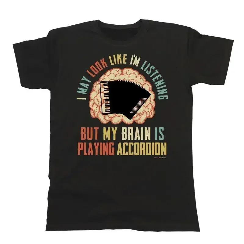 Hochwertiges T-Shirt „Mein Gehirn spielt Akkordeonmusik“ Lustiges Klavier