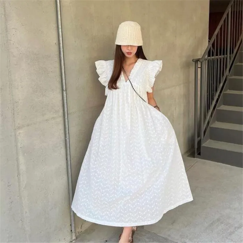 

Fashion Flying Sleeve Ruffled White Loose Dress Women New Summer V Neck Dot Casual Midi Dress Seaside Fairy Beach Chic Dress