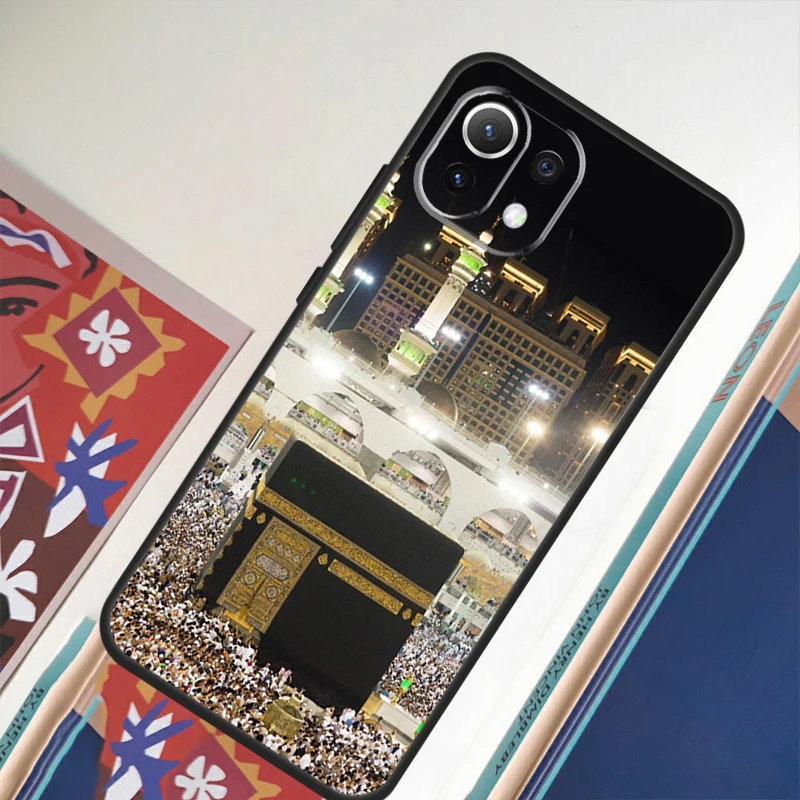 Islamic Muslim Pilgrims in Mecca Case For POCO F5 X4 F4 GT F3 M5 M5s X3 X5 Pro Cover For Xiaomi 12T Pro 11T 11 12 13 Lite