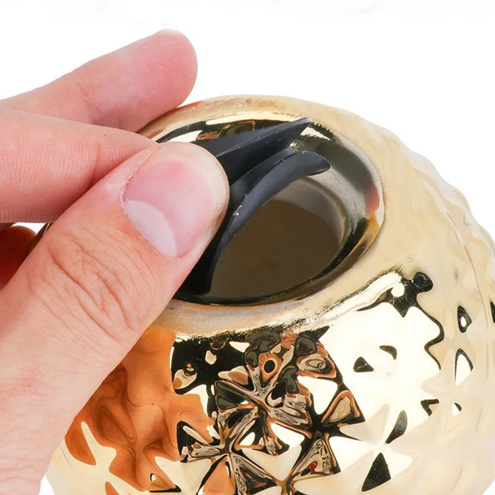 

Ceramic Pineapple Coin Bank Golden Money Saving Bank Nursery Decoration Cartoon Saving Pot Cute Decor Money Pot