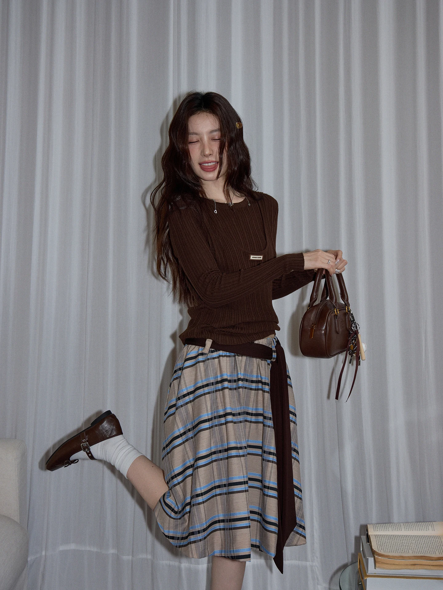 

Повседневный вязаный свитер кофейного цвета для женщин, приталенный, с длинными рукавами, имитация двухслойности, удобный, для осеннего отдыха