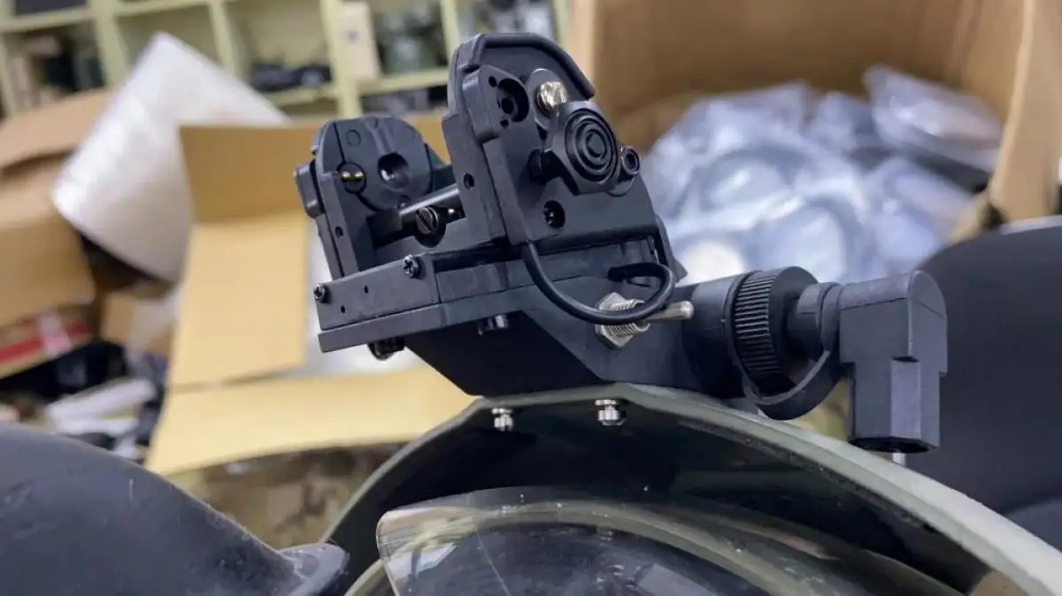 FMA Tactical Non-functional AN/AVS9 NVG Mount HGU-56/P Helmet ANVIS 9 bracket hgu-56p