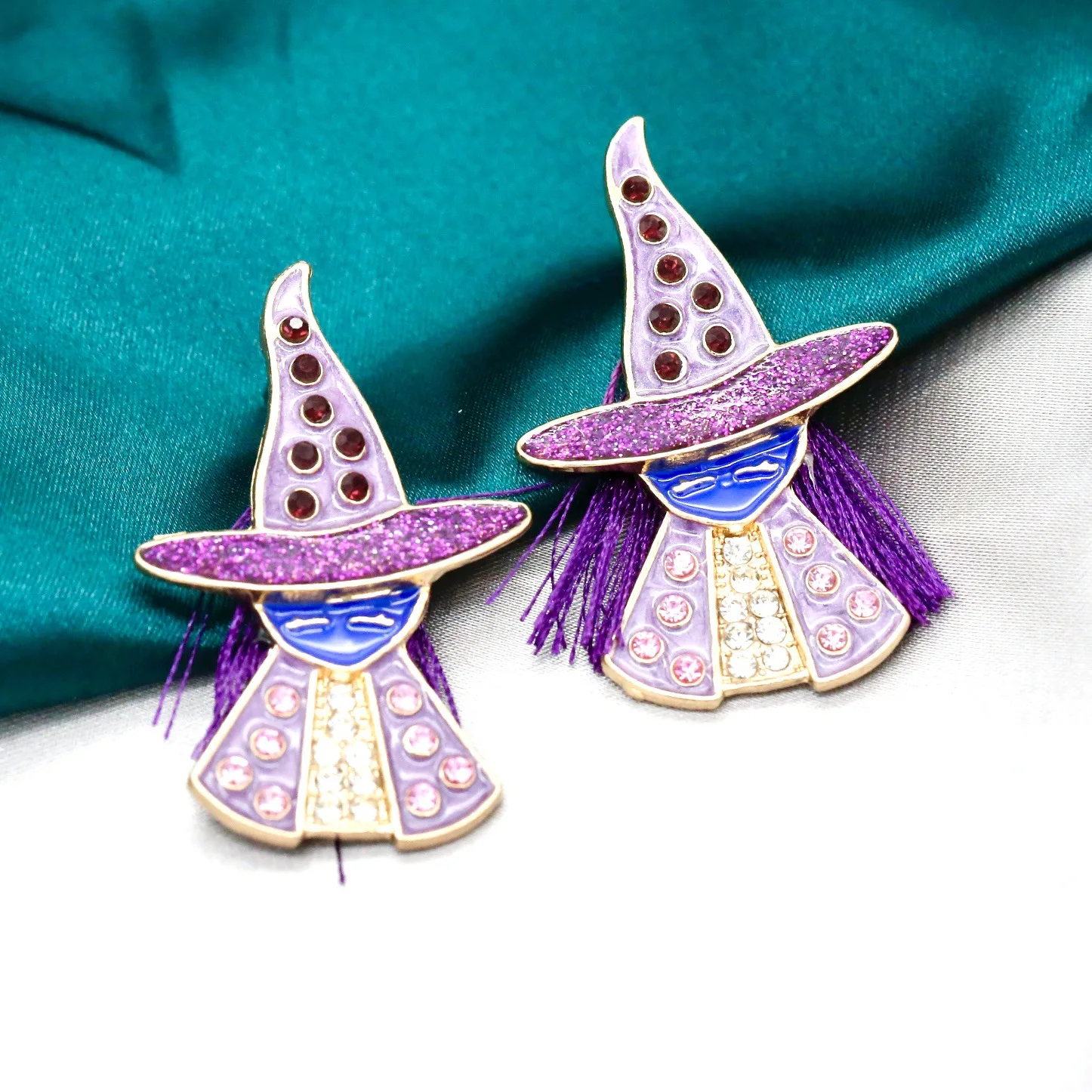 

Europe and America Purple Glitter Sticker Drop Glue Magician Wizard Tassel Earrings UNISEX Halloween Punk Hip-hop Earrings