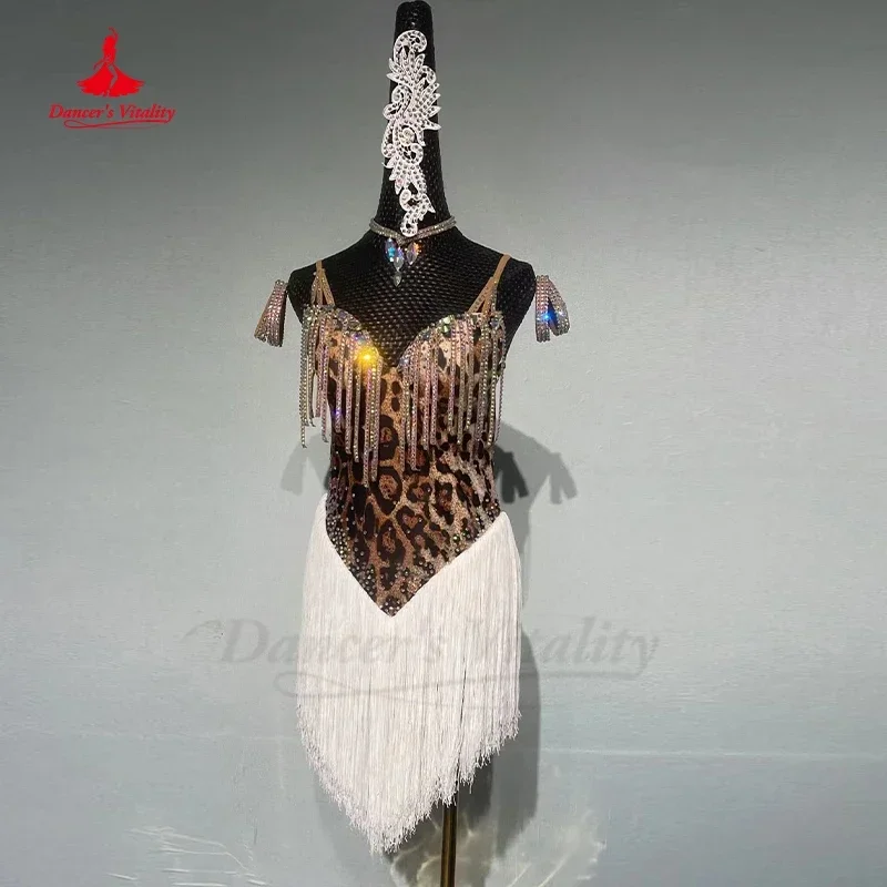 فستان رقص لاتيني للنساء مخصص بشراشيب مطبوعة بطبعة الفهد ملابس المنافسة المهنية فساتين أداء التانغو السامبا