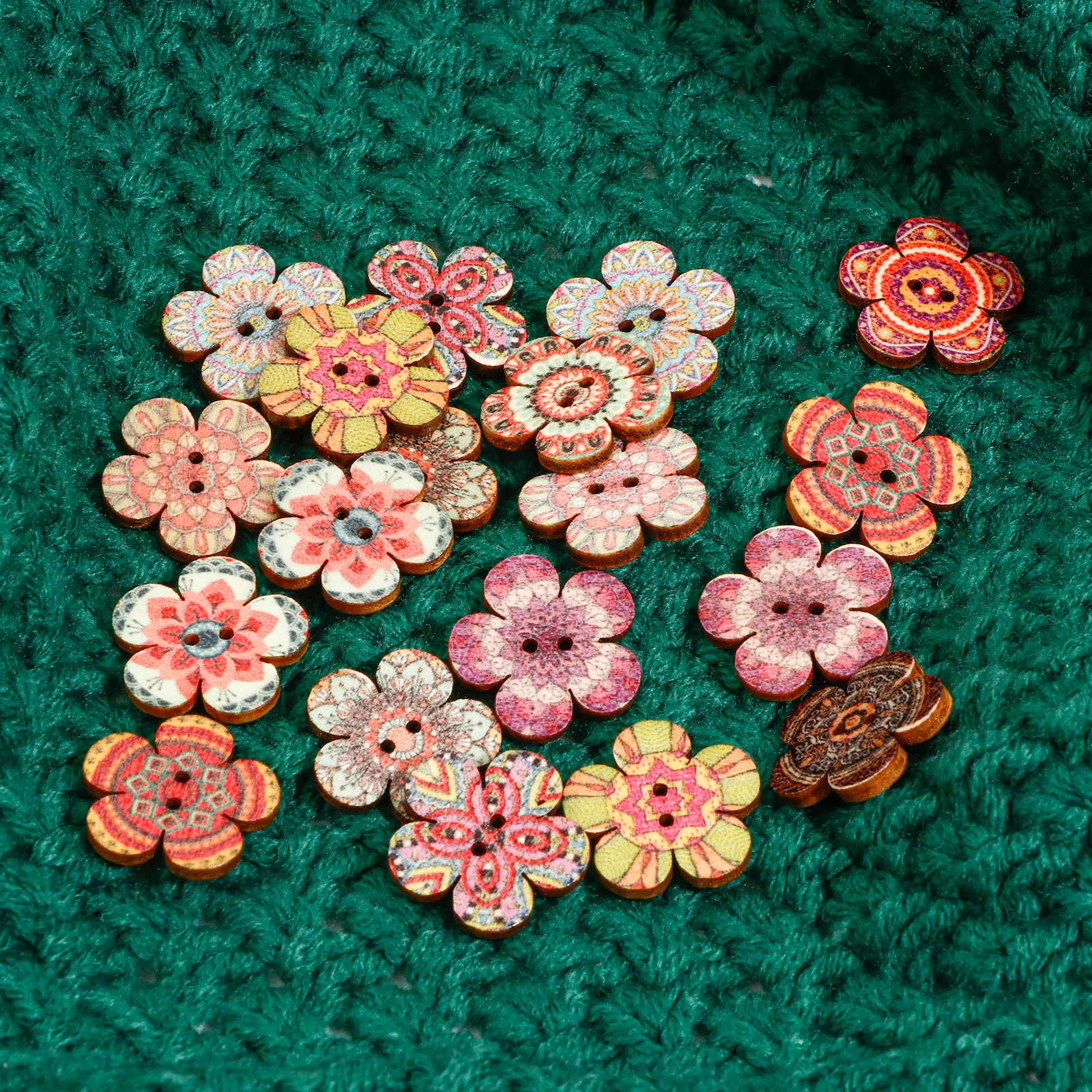 50 PCs Wood Ethnic Sewing Buttons Scrapbooking 2 Holes Flower At Random Color for Handwork Sewing Clothing Button DIY Crafts