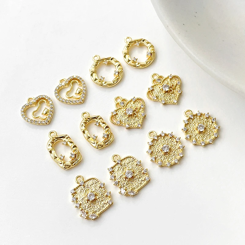

3 Pieces Brass Coated with Gold Inlaid with Zircon Heart Shaped Cat Bear Pendant DIY Makes Fashionable Jewelry Accessories