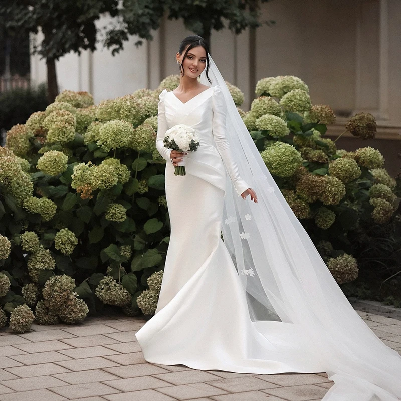 Ottotre abiti da sposa a sirena bianca Arabia Saudita manica lunga scollo a V abito da sposa in raso abiti da ballo da donna personalizzati