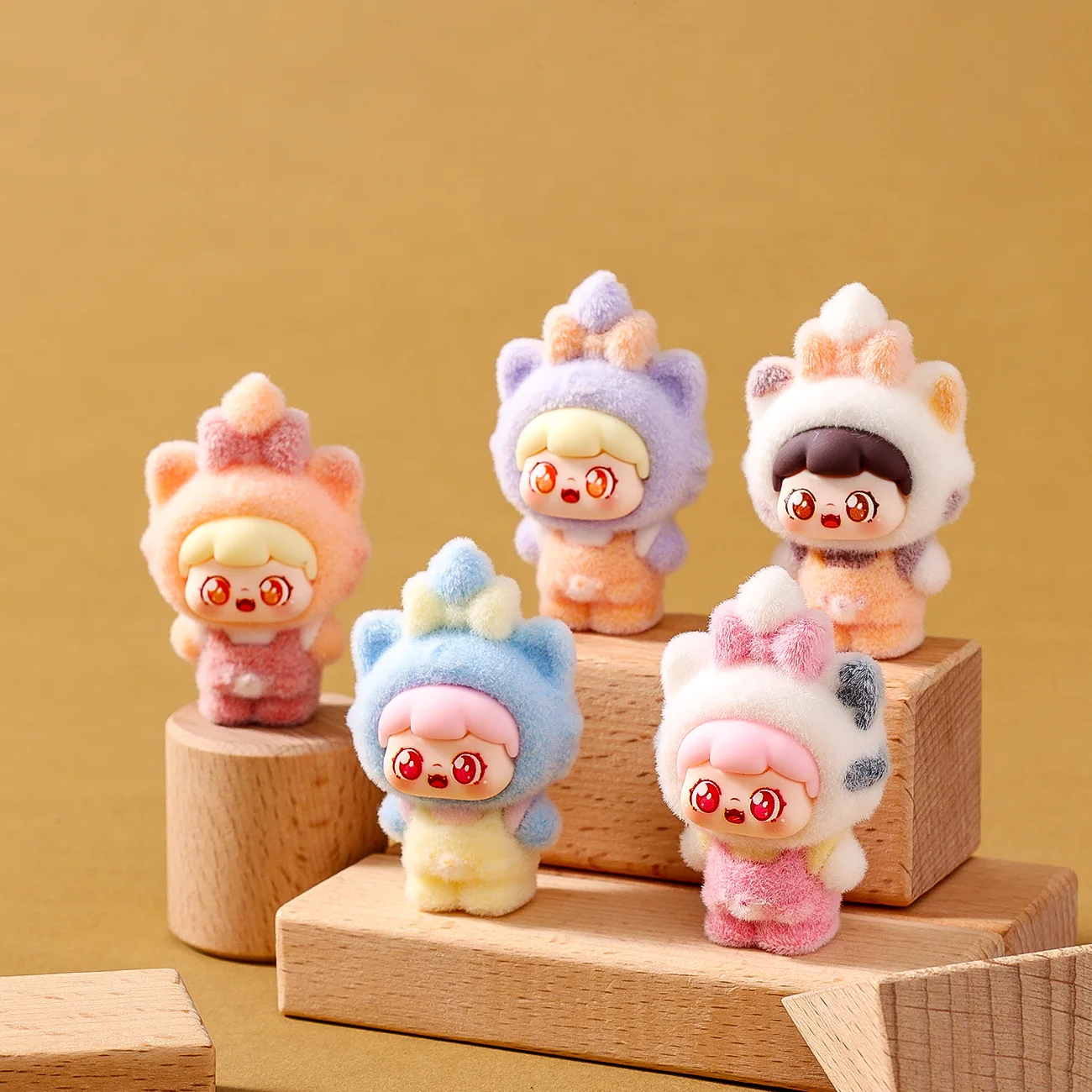 9PCSThreedimensional Meow Meow Sweetie تمثال سطح المكتب، لعبة عصرية، تمثال لطيف، زخرفة سطح المكتب