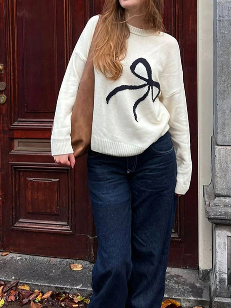 

Korean Classic Bow Round Neck Pullover Sweater Long Sleeve Loose Slim Women Top Soft Fabric Autumn And Winter Warm Blouse Beige