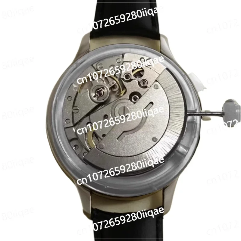 Upgraded version of the new domestic 2813 8205 8200 double calendar movement, automatic mechanical