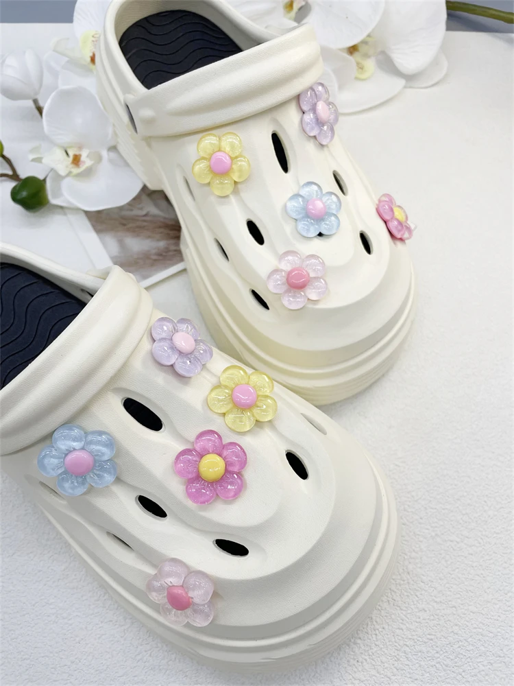 10PCS Schuh Charms ABS Dekorationen Zubehör DIY Transparente Sonnenblume Clog Schnalle Schuhe Slides Candy Farbe Fit Slipper Sandalen – Detail 8