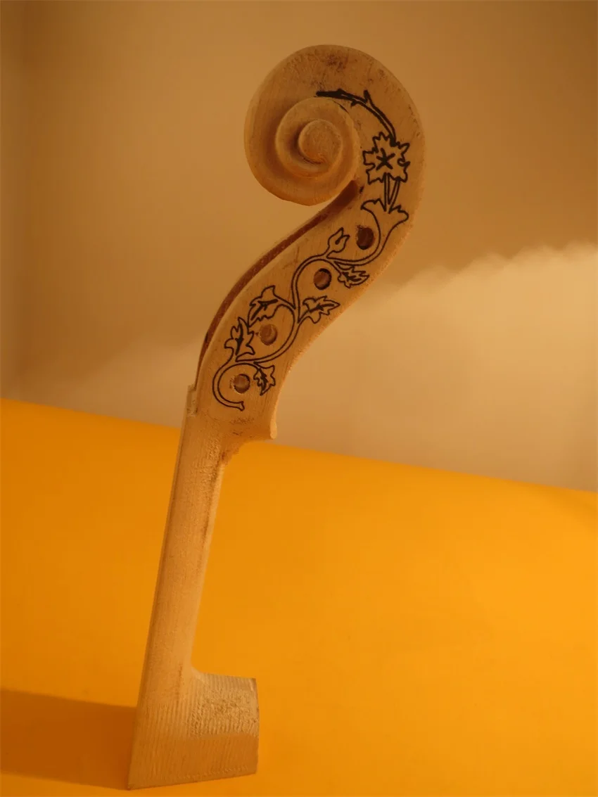 

1pcs carving unfinished violin neck 4/4 ,great carving design