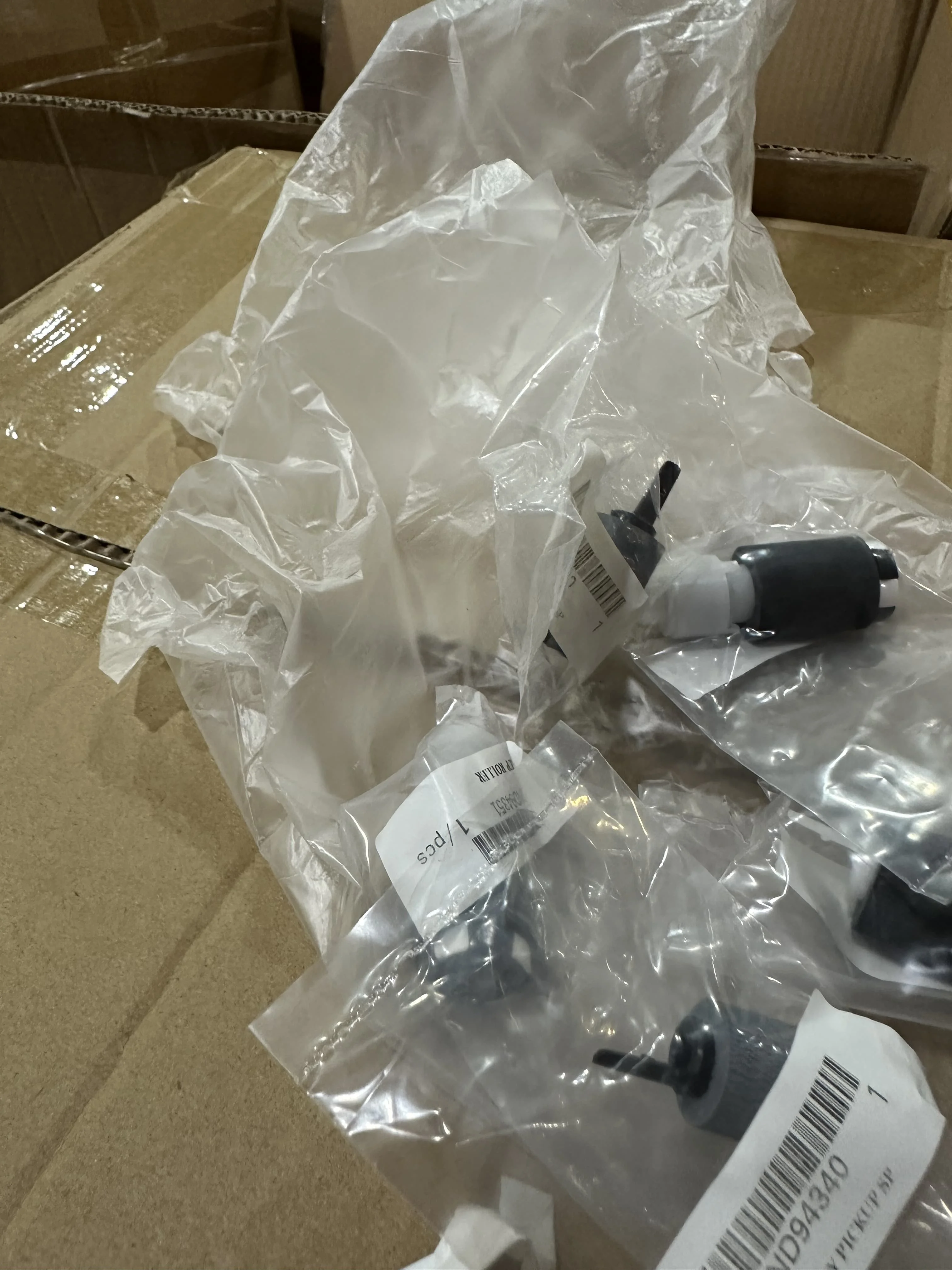 

10X 302N406030 2N406030 302ND94350 302ND94351 2ND94350 302ND94340 302ND06110 2ND06110 Разделительный ролик захвата для Kyocera