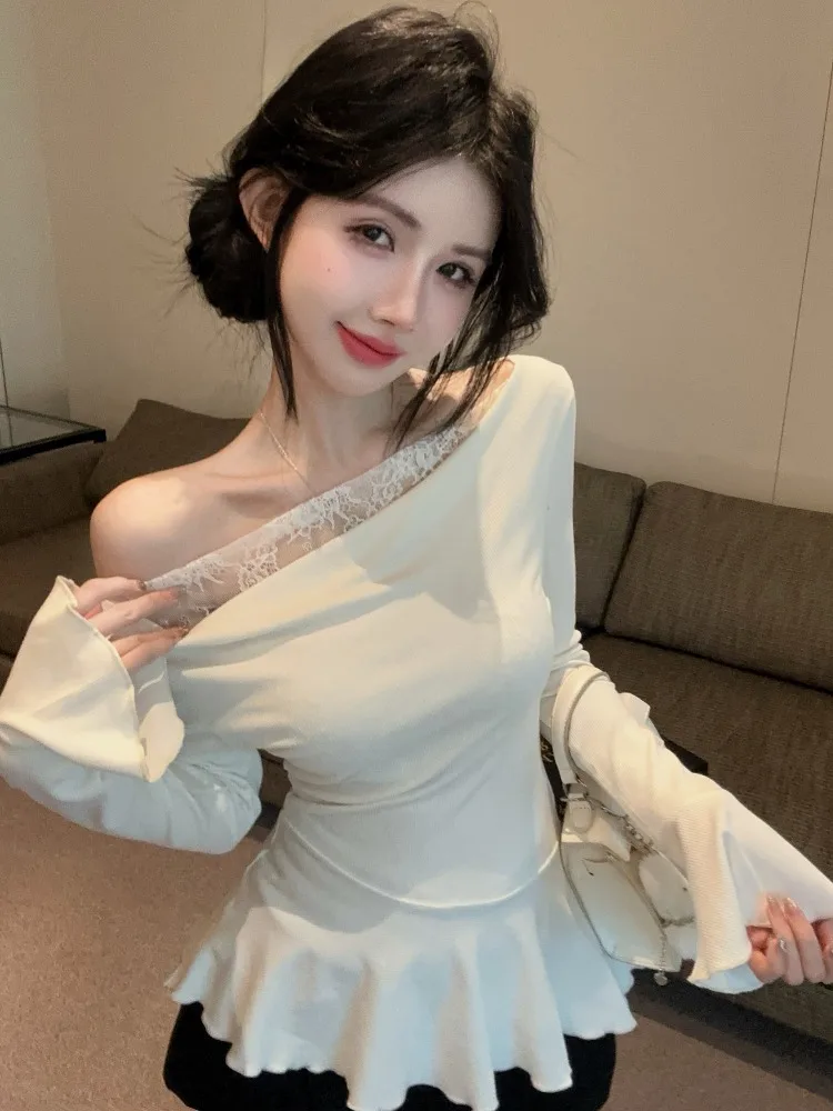 

Elegant Lace Base Shirt Shoulder Bared Long Sleeve Bell Sleeve Pure Color Commute Style Women's Autumn Fashion Top