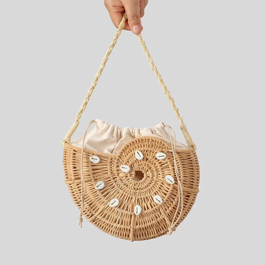 

Fashionable Conch-shaped Handmade Rattan Bags For Women Summer Beach Vacation Woven Straw Handbag Travel Essential Shoulder Bags