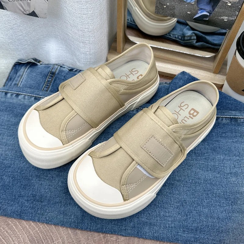 Quality Soft Women Canvas Shoes Wide Round Toe Buckle Girls Students Solid Pink Color Flat Sneakers Soft Latex Insole All Match