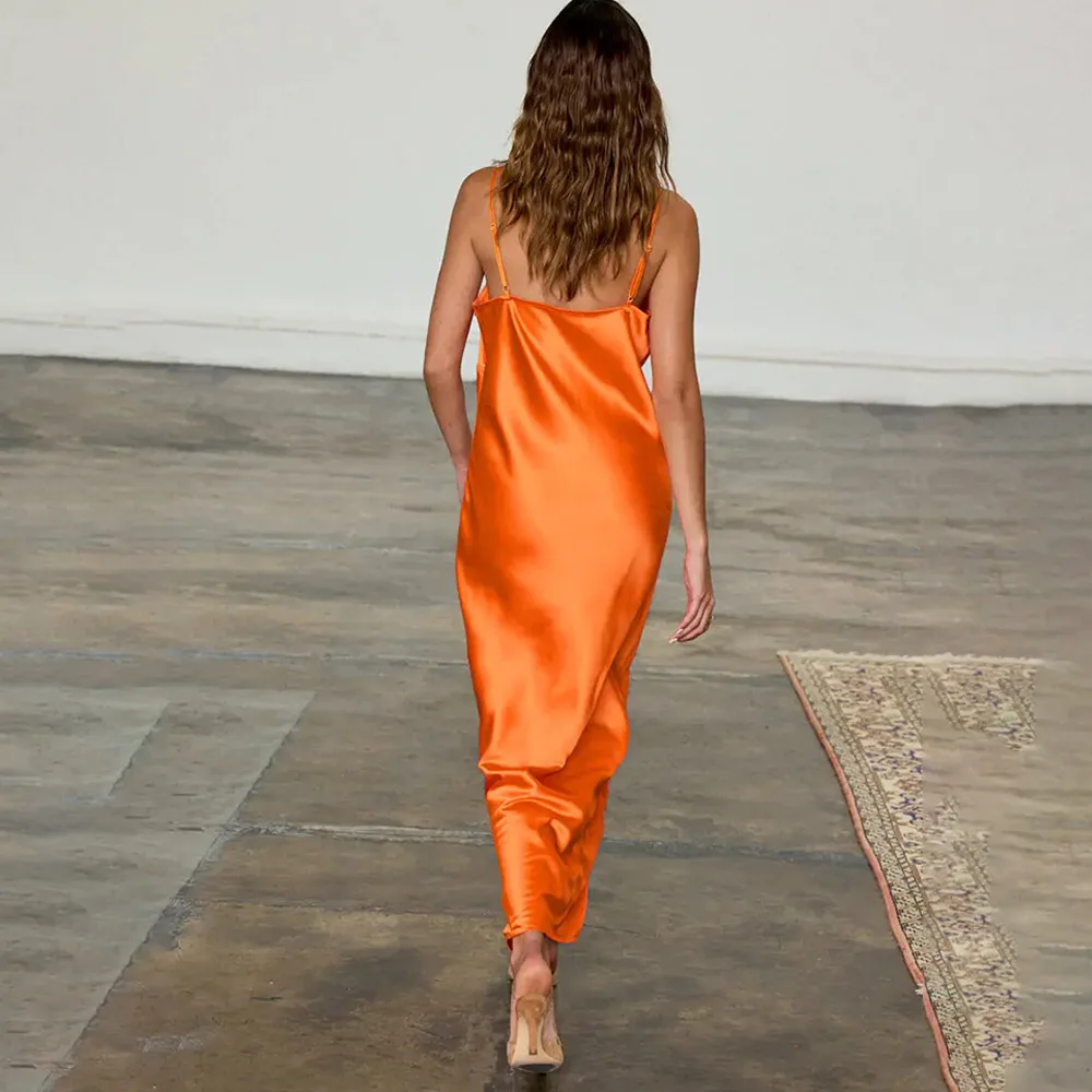 Mode Hot-Selling Satijn Elegante Lange Sexy Diepe V-hals Backless Hot Girl Strap Jurk