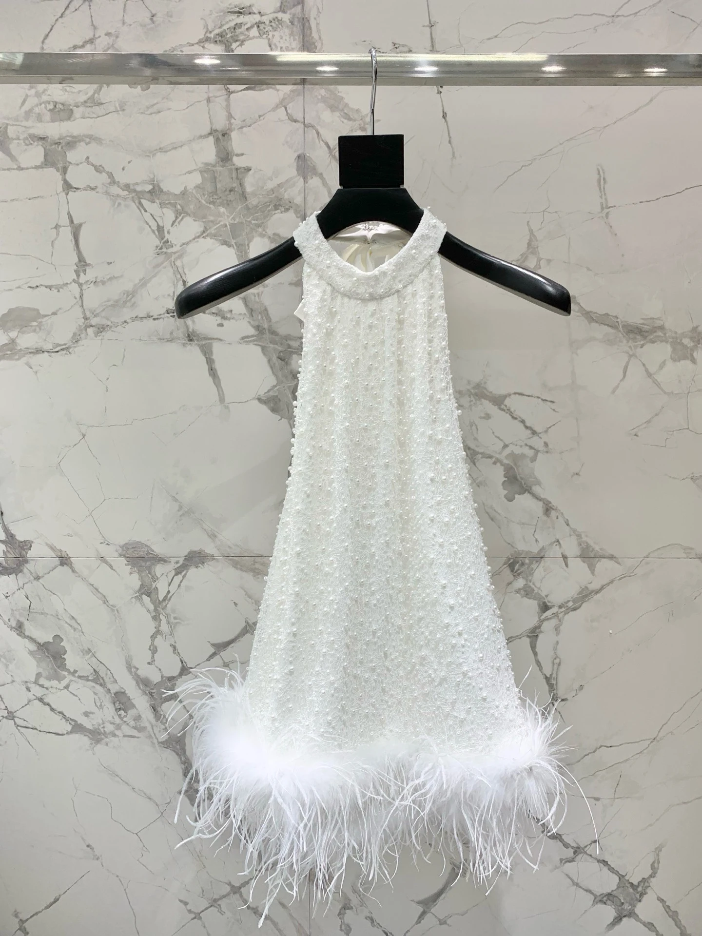

White Halter Neck Feather Trim Beaded Top Women Sleeveless Elegant Cocktail Blouse High Quality Solid Sweet Chic Casual Luxury