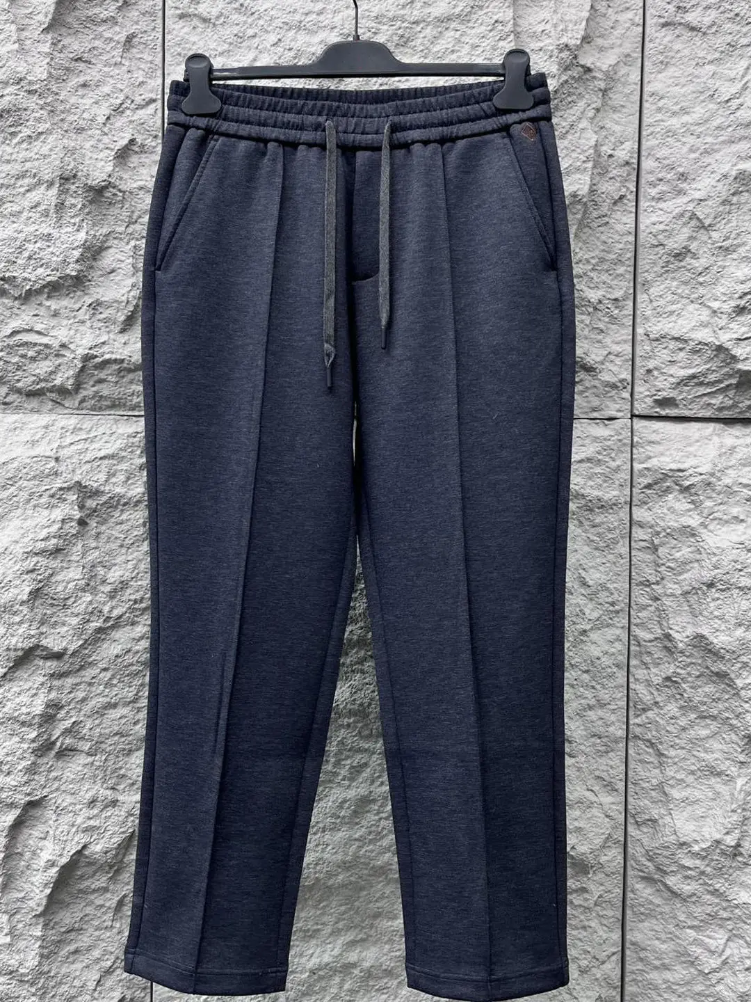 

Comfortable Elite Busin Men's Casual Pants Embroidered eep Velvet Luxury Straight Leg Trousers for Daily Wear