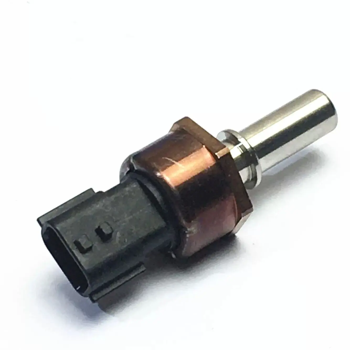 

1PCS/LOTS 100% Compatible with Automotive Engine Pressure Switch Sensor 166398000R 81HCP02-01 IC Electronic components