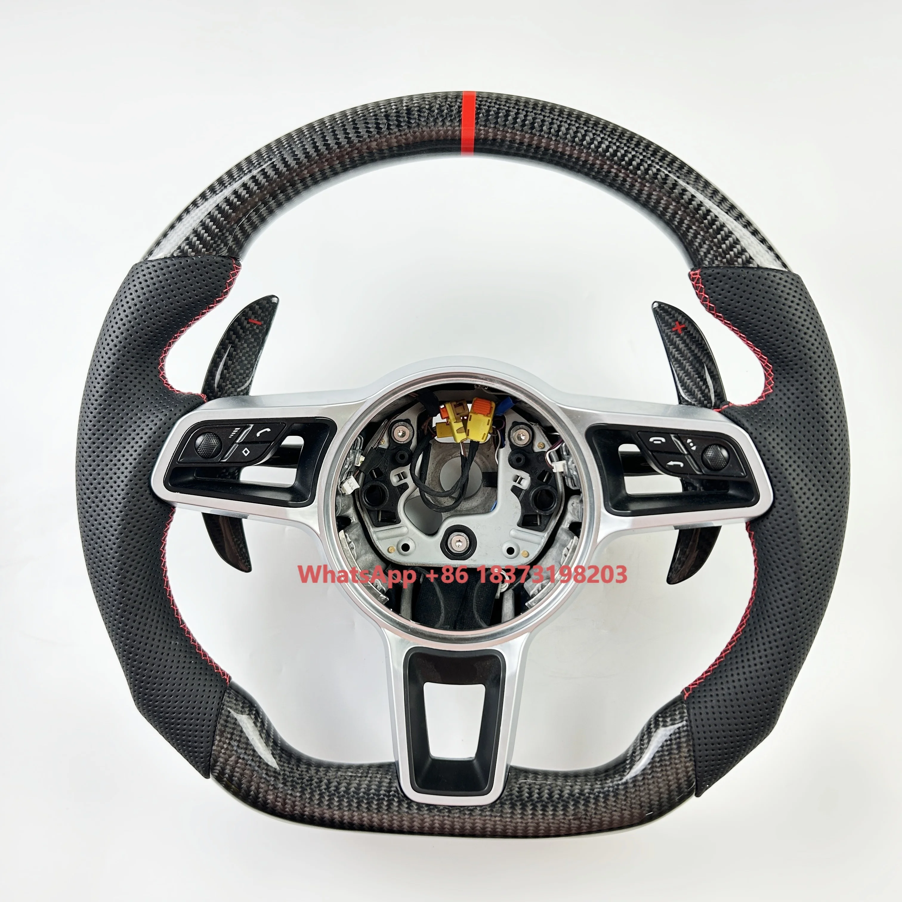 

Модернизированный руль высокого качества из углеродного волокна на заказ для Porsche 911 996 Cayenne 958 718 Boxster 918 Macan Paramela Taycan