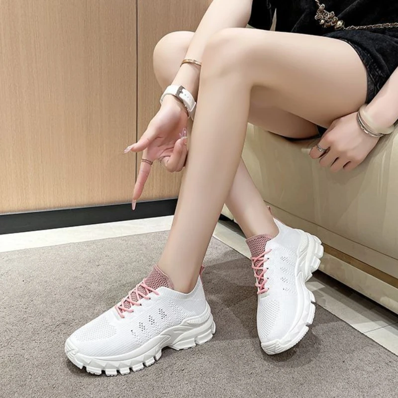 

Korean Style Women Sports Shoes 2025 Summer New Knitted Mesh Breathable Non Slip Casual Versatile Dad Shoes
