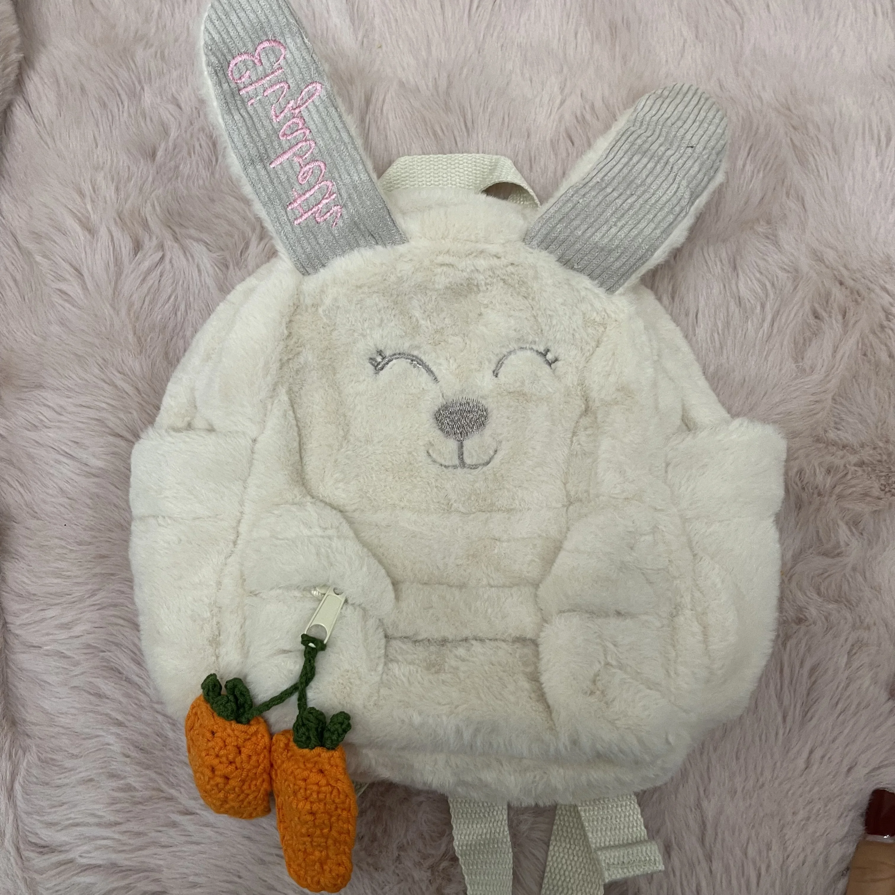 Personalized Custom Beige Plush Cute Carrot Hanging Ear Rabbit Women's Backpack, Embroidered Children's Cute Gift Bag With Name