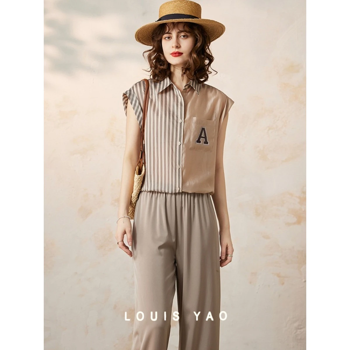 

Women Shirt Print Letter Stripe Blouses Elegant Turn Down Collar Short Sleeve Thin Shirt Top Female Clothing Summer New 2025