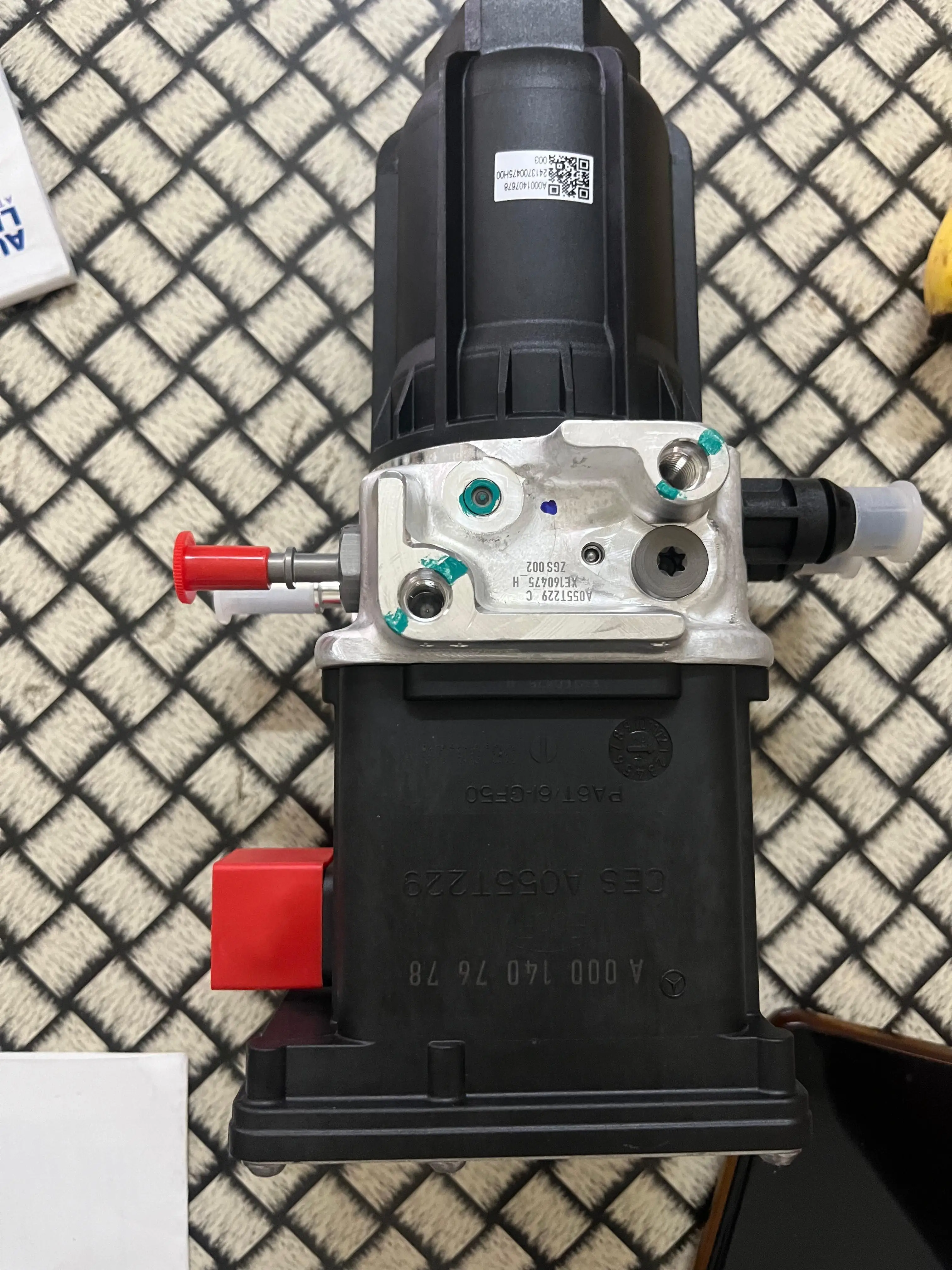 Bharat Benz A0001407678, A055T229, A055T228