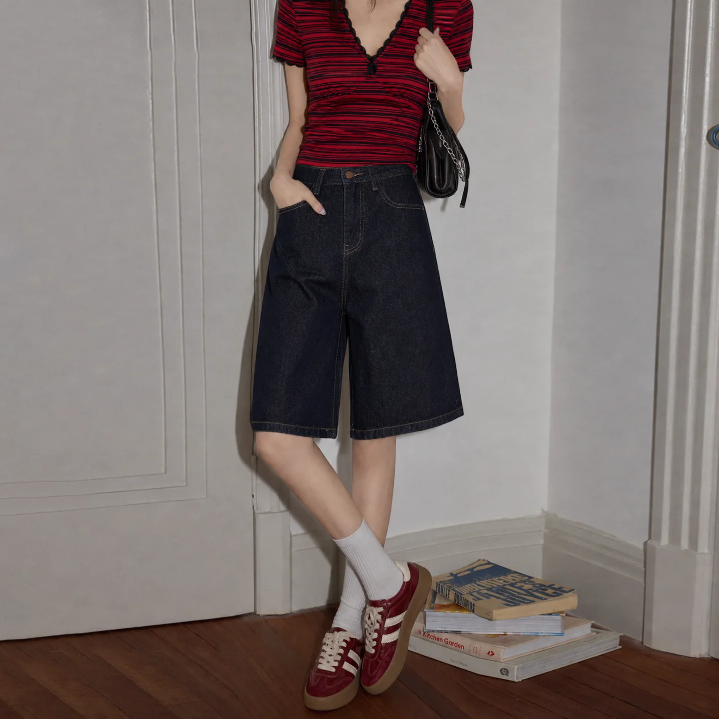 

American Style Loose Casual Five-Point Denim Shorts Women Summer 2026 New Design Thin Versatile Straight Leg Mid-Length Pants