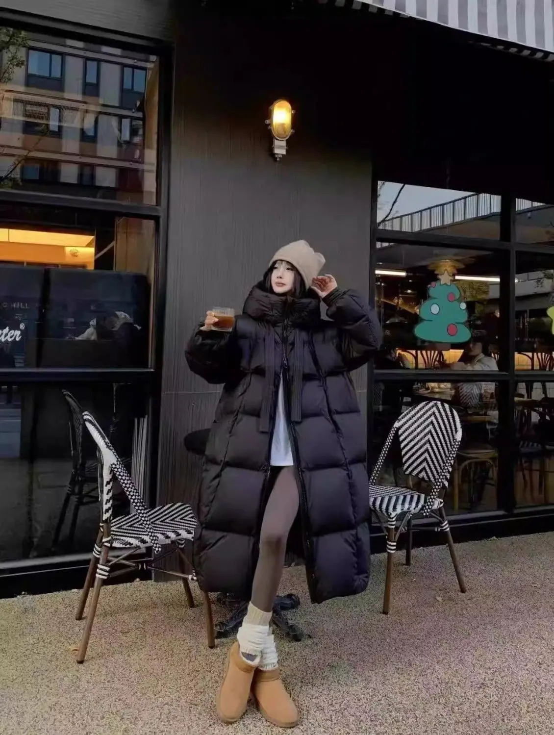 Black Winter Coat 2026 New Women's Thick Cotton Parka Jacket Korean Oversized Loose Hooded Coats Female Casual Long Overcoat