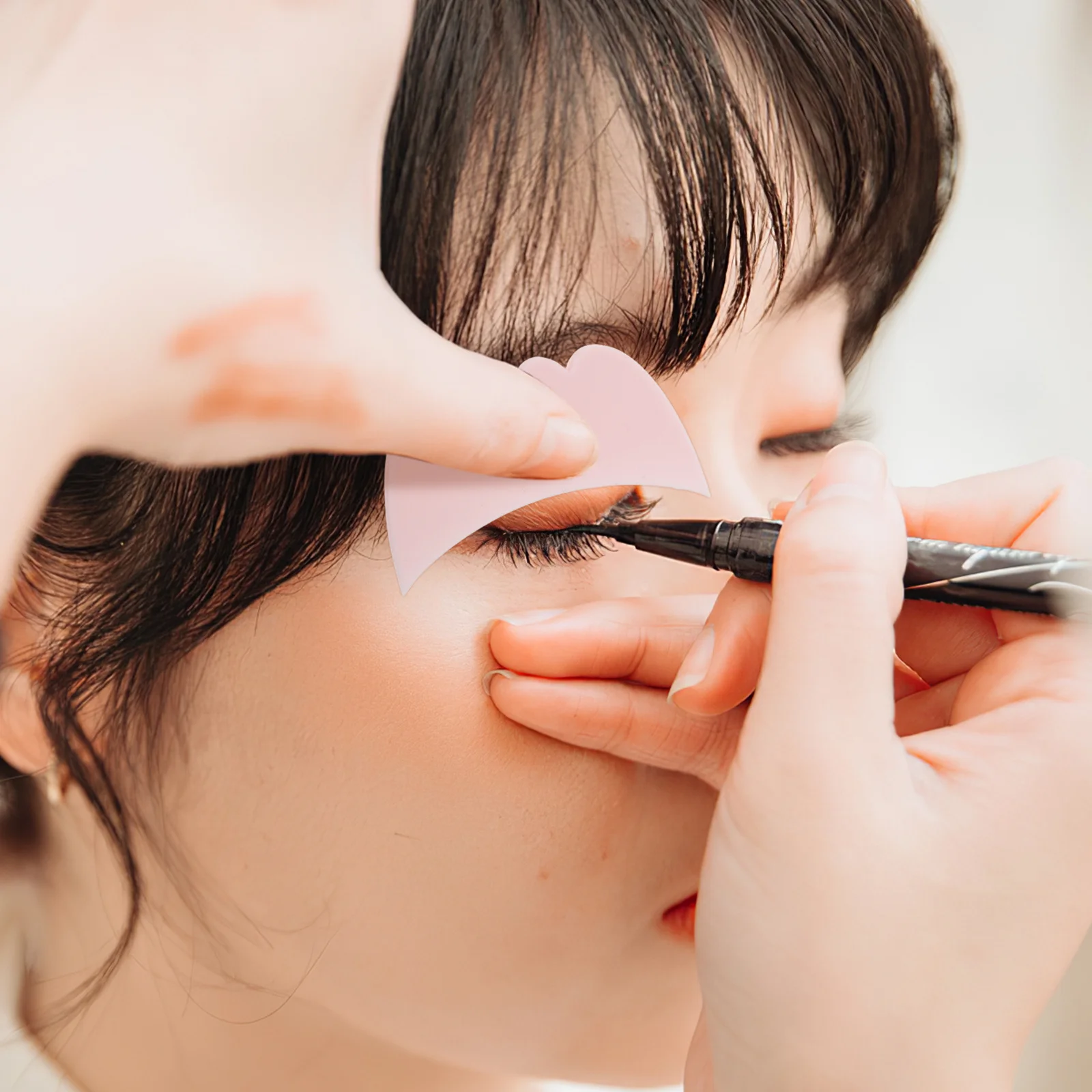 2Pcs Eye Makeup Assistant Silicone Shields Mascara Eyeliner Guide Stencils Eyeshadow Fallout Protector Makeup Tool