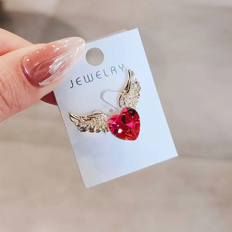 Beautiful Rhinestone Angel Wings Love Heart Brooches for Women Crystal Pins Casual Party Accessories Gifts