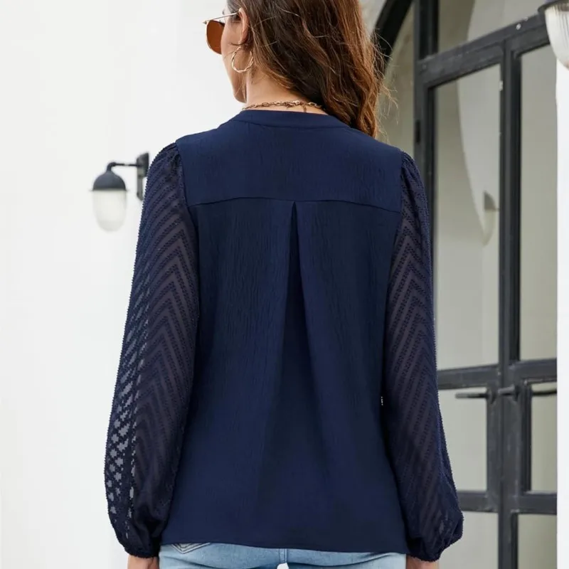 Camisa de gasa empalmada de encaje con cuello en V para mujer, Top de manga larga con burbujas, camisa versátil informal de Color sólido, novedad de 2024