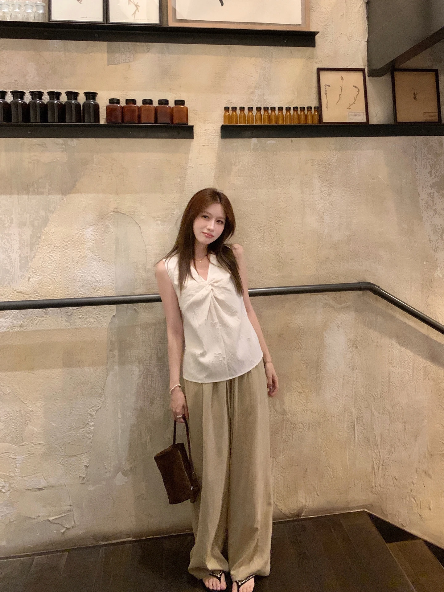 

YANUOYU Linen V-ne Top with Dstring Knot Thin Summer Women's T-irt Casual Comfortable Breathable Pure Color