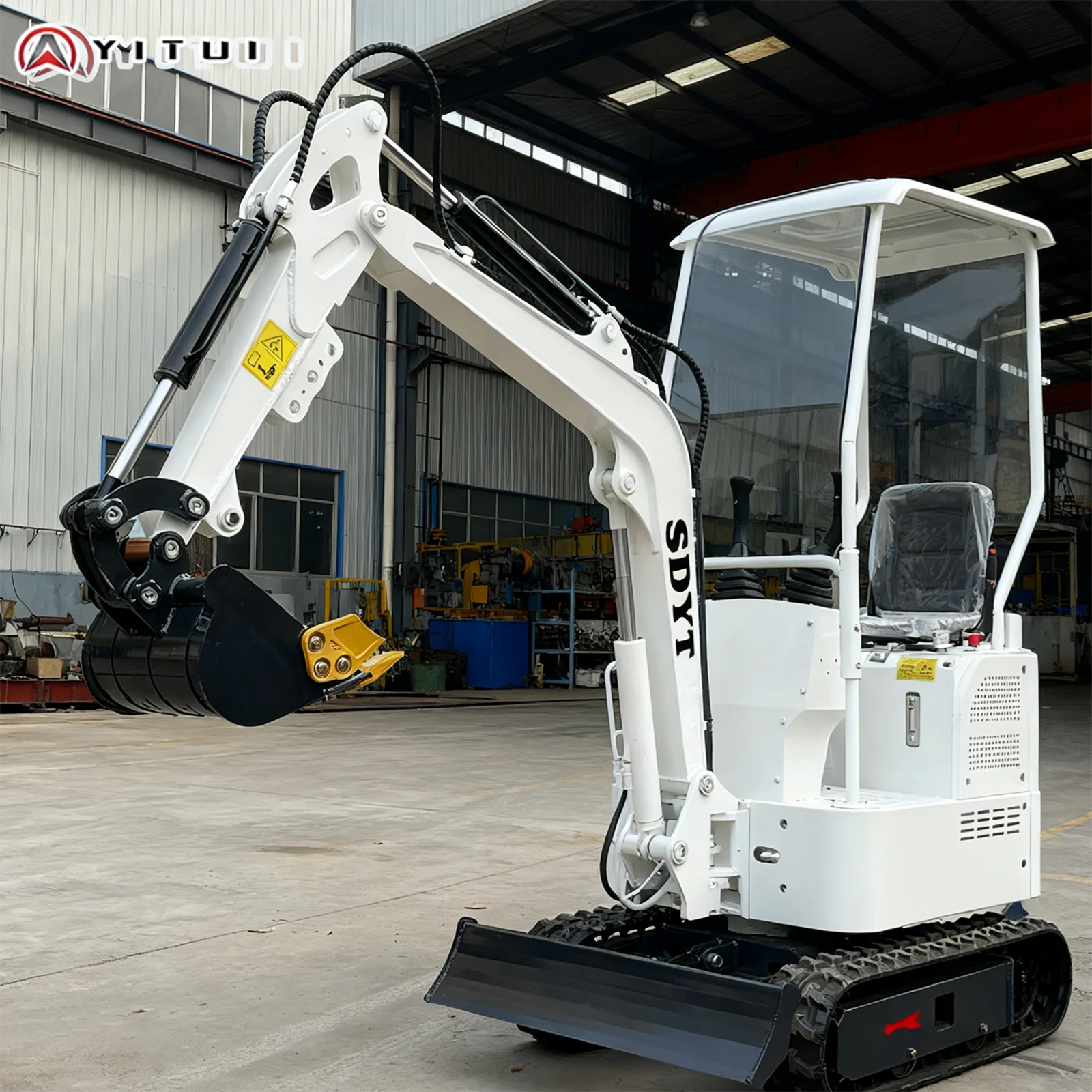 حفارة ديزل صغيرة 2 طن مع إمالة دوارة لحديقة المنزل Epa Euro 5 حفارة صغيرة بسعر مخصص رخيص